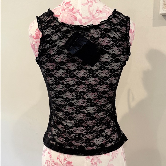 Brandy Melville Black Lace Tank Top - Picture 7 of 8